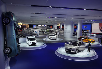 North American International Auto Show 2011. Первый в наступившем