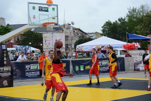 Коста Илиев: «Уличному баскетболу на Олимпиаде быть»