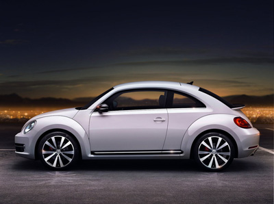 Volkswagen-Beetle_2012_4.jpg