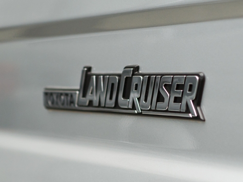 Toyota Land Cruiser HZJ76. Классика жанра