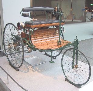 Benz_Patent_Motorwagen_1886.jpg